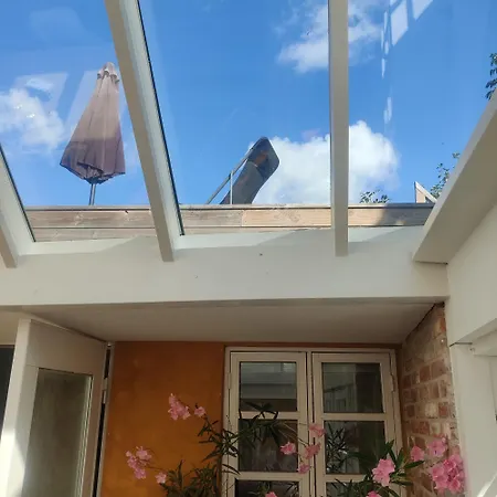 Проживание в семье Anneks Pa Landet, Taet Pa Skov Og *